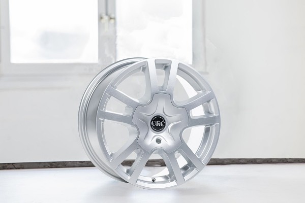 alloy wheel "type 33" complete silver, 8,5 x 18 ET 52, LK 5-130