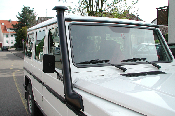 Snorkel with rain protection right side Mercedes G 460/461