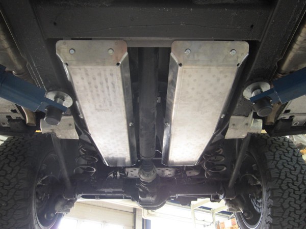 underride protection W463A, fuel tank