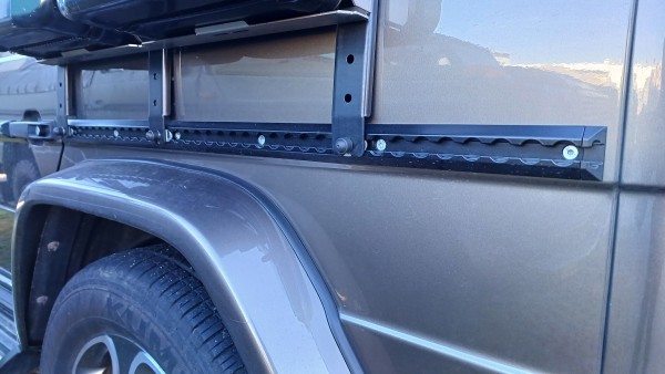 Zurrschiene seitlich, inkl. Endkappen